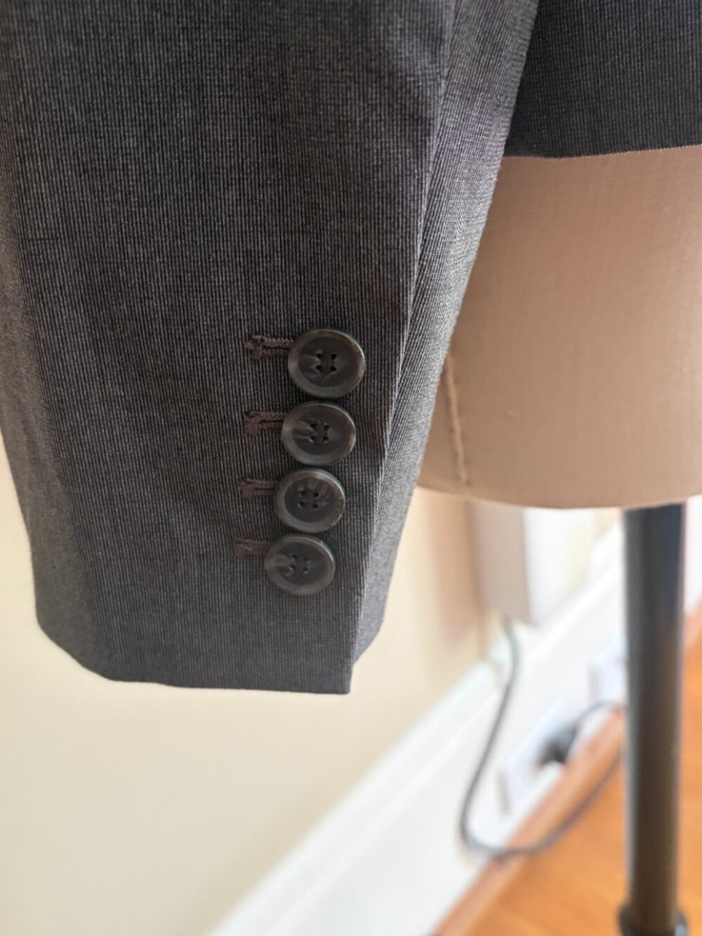 Ann Taylor Factory Gray Blazer Size 16 - Picture 5 of 8